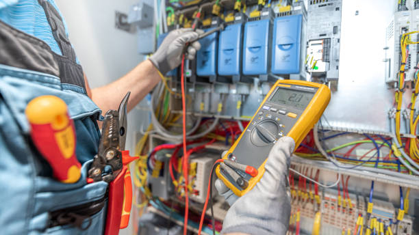 Best Affordable Emergency Electrician  in Amityville, NY